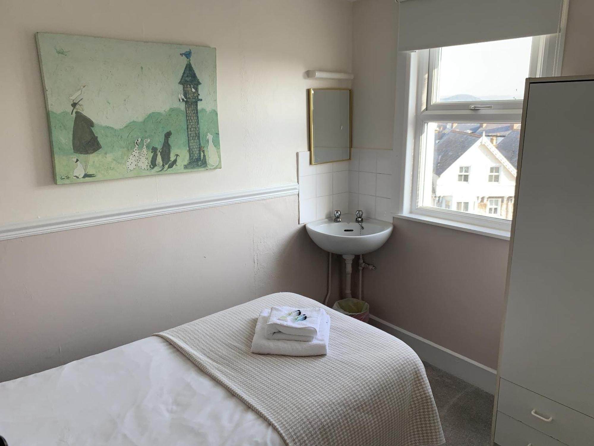 Seaclyffe Hotel Ltd Llandudno Room photo