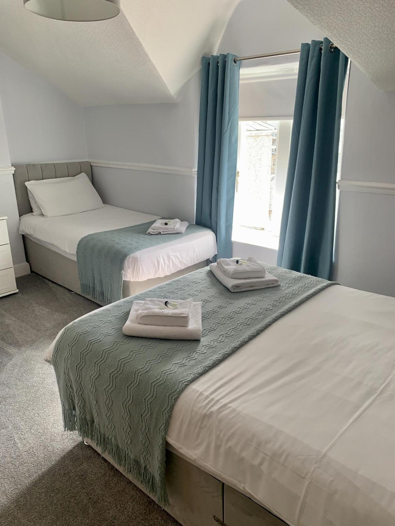 Seaclyffe Hotel Ltd Llandudno Room photo